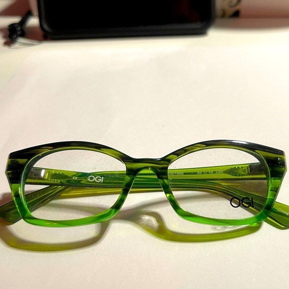 OGi Eyewear Kids Glasses in Green Mingle 1666 - Picture 2 of 9